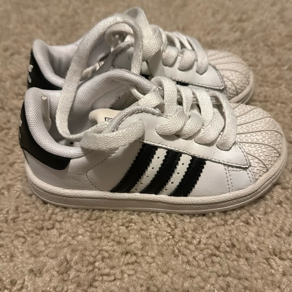 Toddler Adidas - Picture 1 of 9